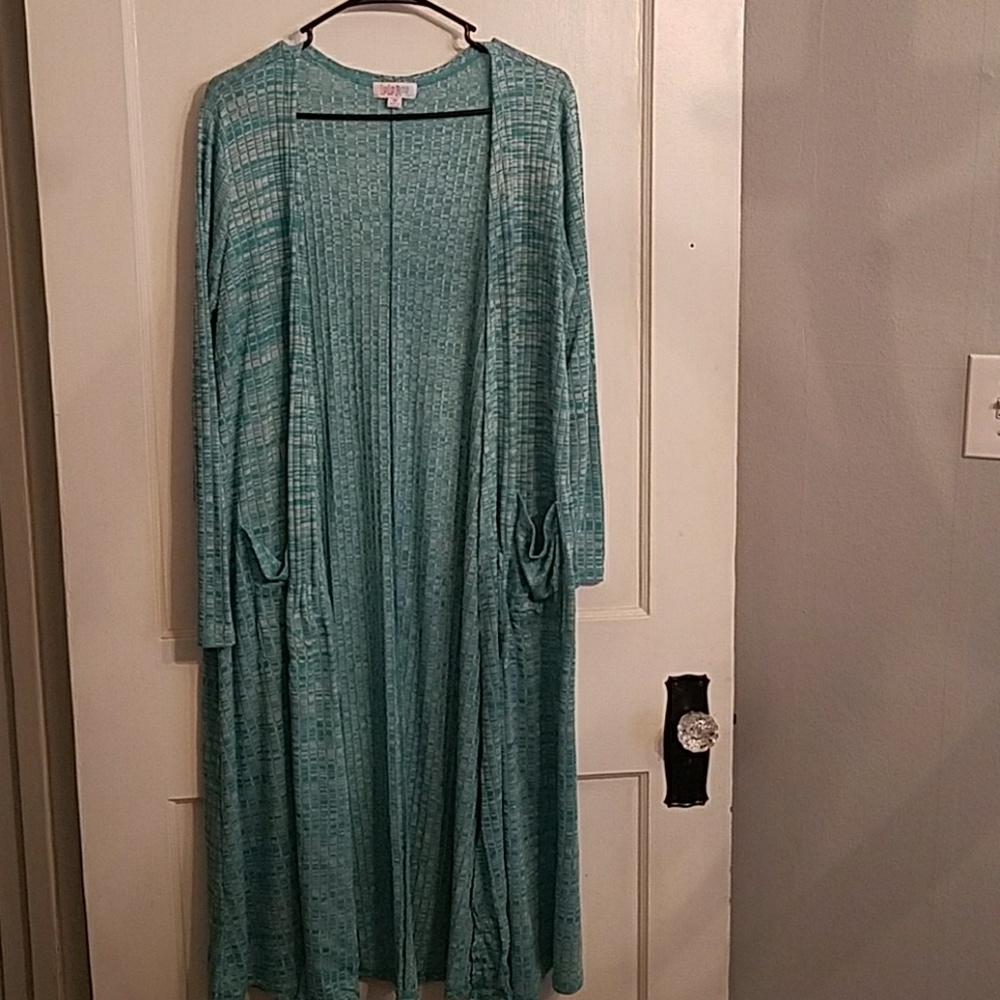 M Turqoise Lularoe Sarah